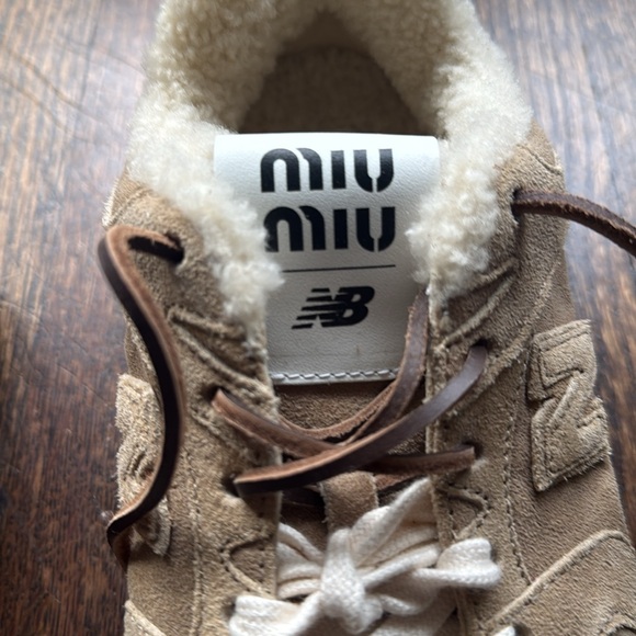 ew Balance x Miu Miu 530 SL Suede Sneakers size 39.5 - Picture 5 of 16